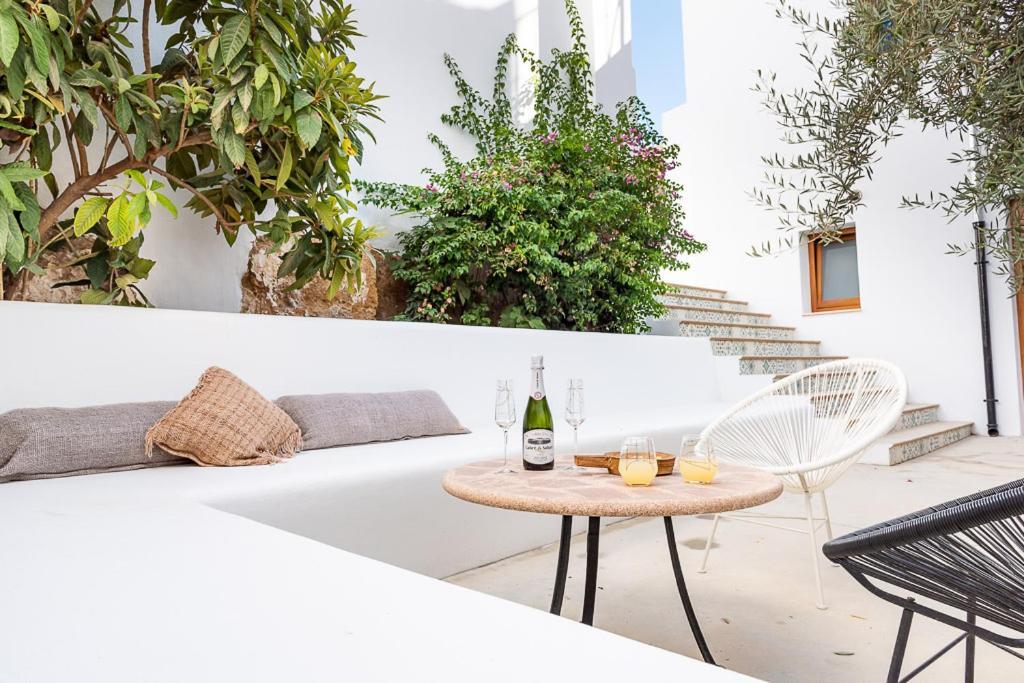 Hostal Aljibe Archidona Exterior photo